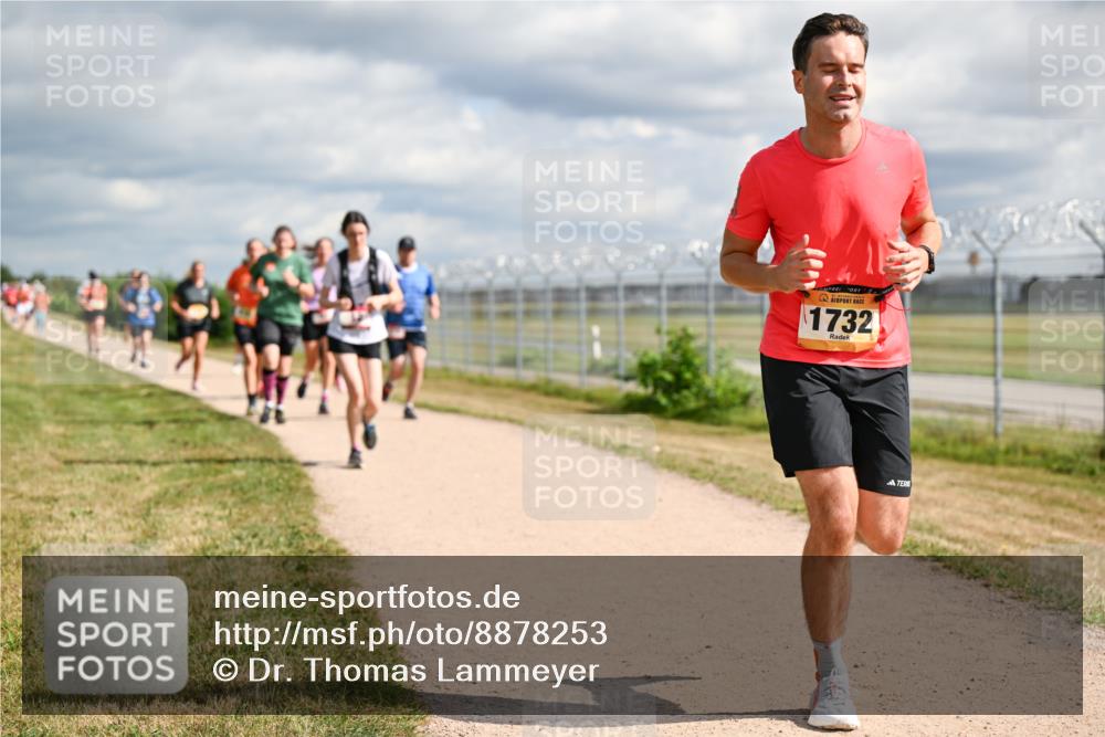 14.09.2025 - Airport Race Dr. Thomas Lammeyer http://msf.ph/oto/8878253 14.09.2025 12:25:33 Laufen 1732 meine-sportfotos.de