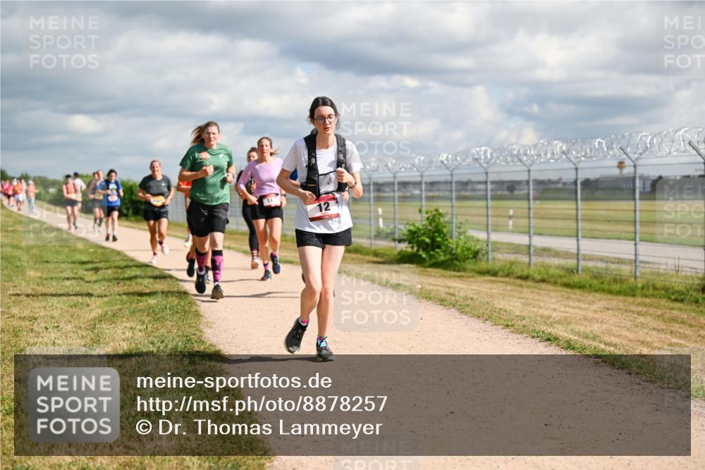 14.09.2025 - Airport Race Dr. Thomas Lammeyer http://msf.ph/oto/8878257 14.09.2025 12:25:35 Laufen 12 meine-sportfotos.de