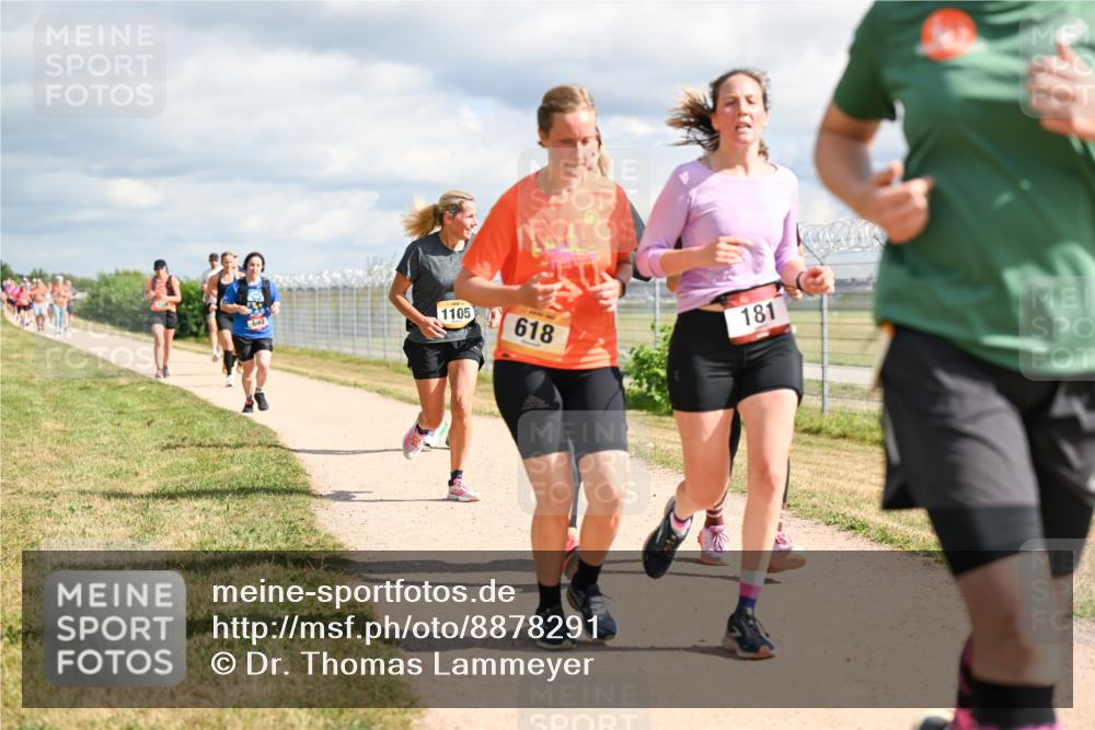 14.09.2025 - Airport Race Dr. Thomas Lammeyer http://msf.ph/oto/8878291 14.09.2025 12:25:39 Laufen 693, 1105, 618, 181 meine-sportfotos.de
