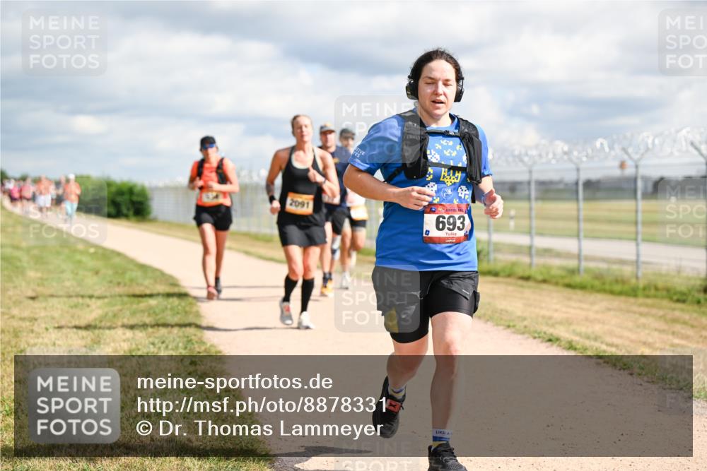 14.09.2025 - Airport Race Dr. Thomas Lammeyer http://msf.ph/oto/8878331 14.09.2025 12:25:45 Laufen 2091, 17, 693 meine-sportfotos.de
