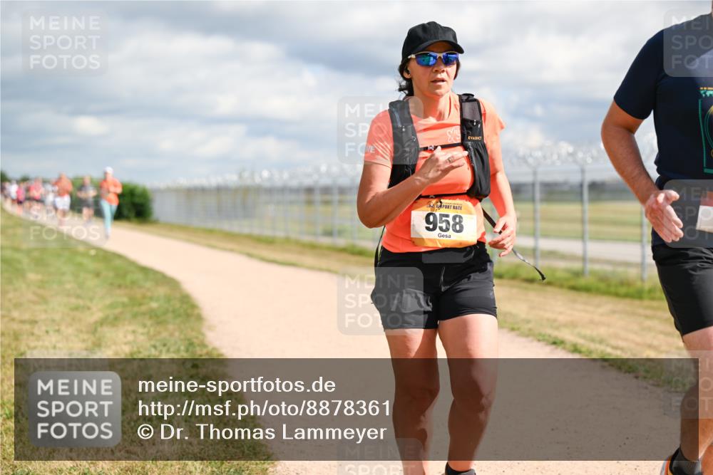 14.09.2025 - Airport Race Dr. Thomas Lammeyer http://msf.ph/oto/8878361 14.09.2025 12:25:49 Laufen 958 meine-sportfotos.de