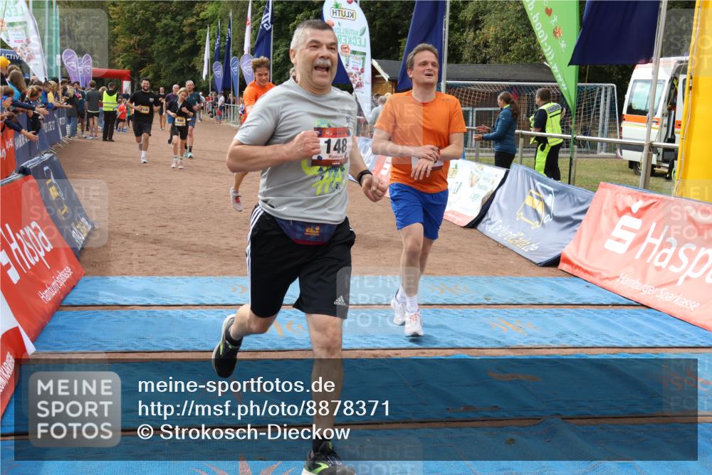 14.09.2025 - Airport Race Strokosch-Dieckow http://msf.ph/oto/8878371 14.09.2025 12:37:45 Ziel 148, 315, 817, 818, 890, 946, 998, 1136, 1682, 1896, 2106 meine-sportfotos.de