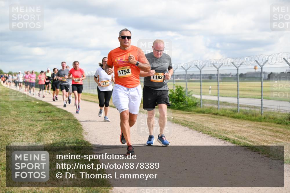 14.09.2025 - Airport Race Dr. Thomas Lammeyer http://msf.ph/oto/8878389 14.09.2025 12:26:04 Laufen 377, 1752, 1192 meine-sportfotos.de