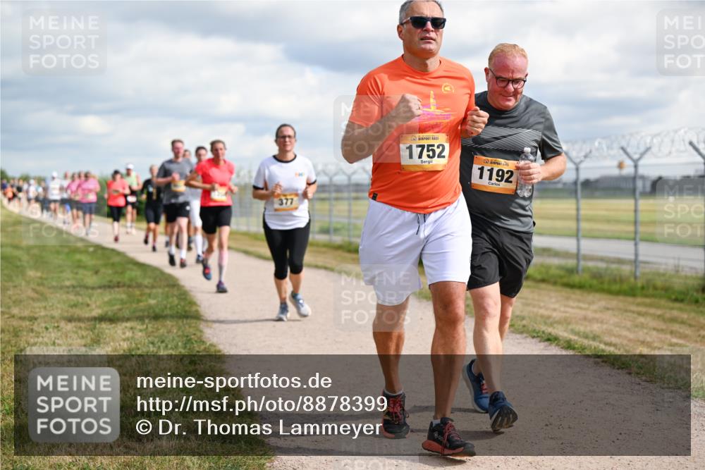 14.09.2025 - Airport Race Dr. Thomas Lammeyer http://msf.ph/oto/8878399 14.09.2025 12:26:05 Laufen 377, 1752, 1192 meine-sportfotos.de