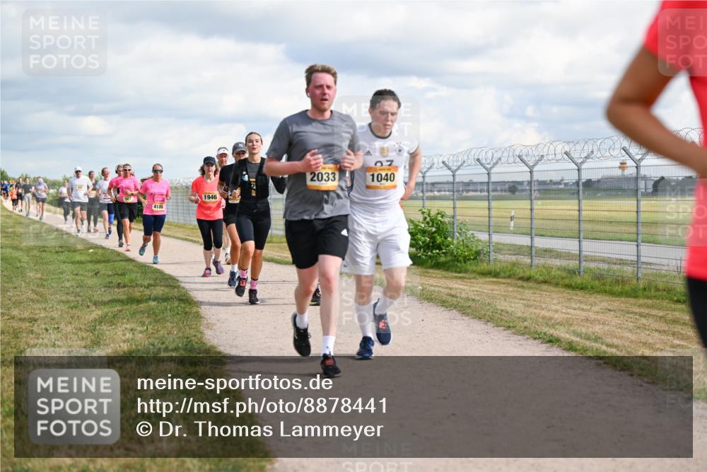 14.09.2025 - Airport Race Dr. Thomas Lammeyer http://msf.ph/oto/8878441 14.09.2025 12:26:10 Laufen 2033, 1040, 5, 1946, 4186 meine-sportfotos.de
