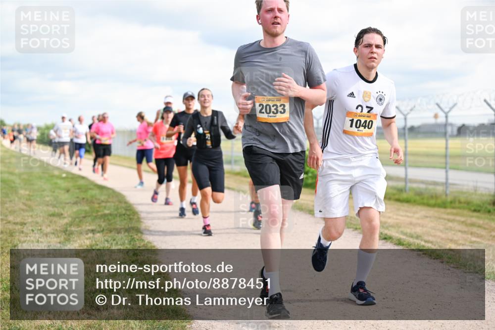 14.09.2025 - Airport Race Dr. Thomas Lammeyer http://msf.ph/oto/8878451 14.09.2025 12:26:11 Laufen 2033, 1040 meine-sportfotos.de