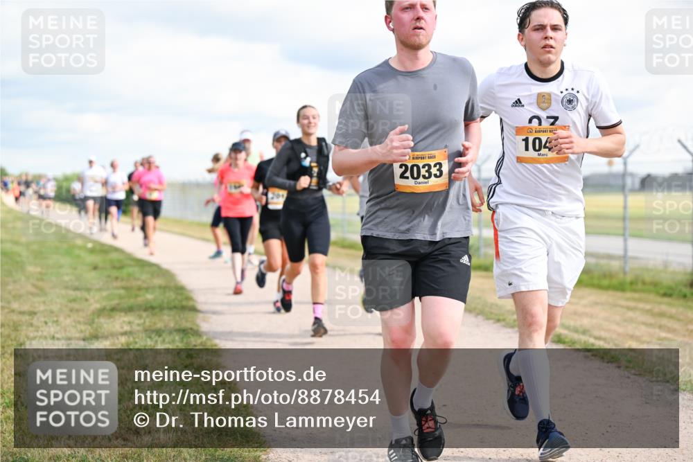 14.09.2025 - Airport Race Dr. Thomas Lammeyer http://msf.ph/oto/8878454 14.09.2025 12:26:11 Laufen 2033, 104 meine-sportfotos.de