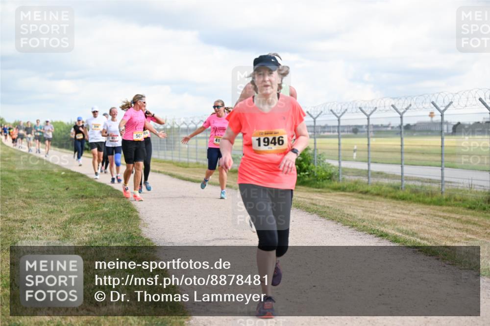 14.09.2025 - Airport Race Dr. Thomas Lammeyer http://msf.ph/oto/8878481 14.09.2025 12:26:14 Laufen 507, 06, 1946 meine-sportfotos.de