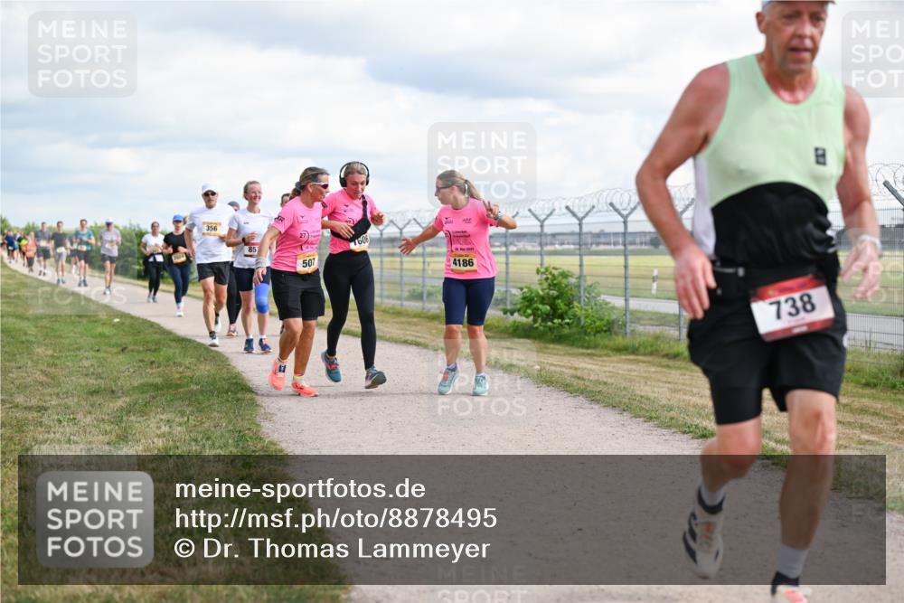 14.09.2025 - Airport Race Dr. Thomas Lammeyer http://msf.ph/oto/8878495 14.09.2025 12:26:16 Laufen 356, 85, 507, 1606, 4186, 738 meine-sportfotos.de