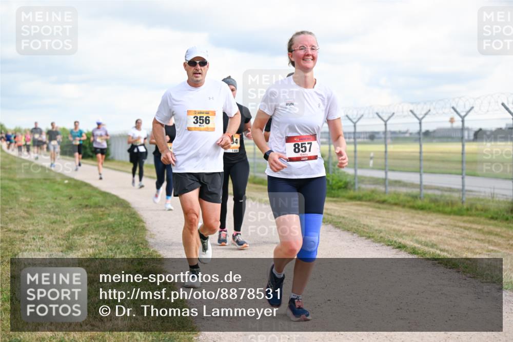 14.09.2025 - Airport Race Dr. Thomas Lammeyer http://msf.ph/oto/8878531 14.09.2025 12:26:21 Laufen 356, 94, 149, 857 meine-sportfotos.de