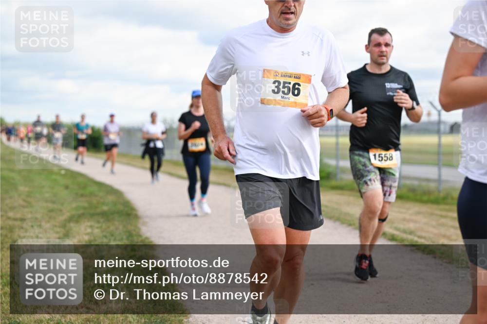 14.09.2025 - Airport Race Dr. Thomas Lammeyer http://msf.ph/oto/8878542 14.09.2025 12:26:22 Laufen 356, 1558 meine-sportfotos.de
