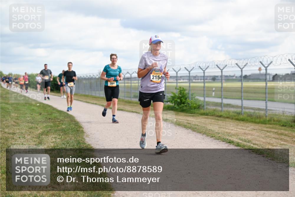 14.09.2025 - Airport Race Dr. Thomas Lammeyer http://msf.ph/oto/8878589 14.09.2025 12:26:28 Laufen 384, 2154 meine-sportfotos.de