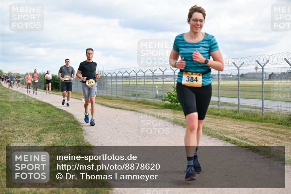 14.09.2025 - Airport Race Dr. Thomas Lammeyer http://msf.ph/oto/8878620 14.09.2025 12:26:32 Laufen 1775, 391, 384 meine-sportfotos.de