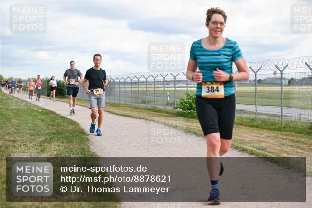 14.09.2025 - Airport Race Dr. Thomas Lammeyer http://msf.ph/oto/8878621 14.09.2025 12:26:32 Laufen 1775, 391, 384 meine-sportfotos.de