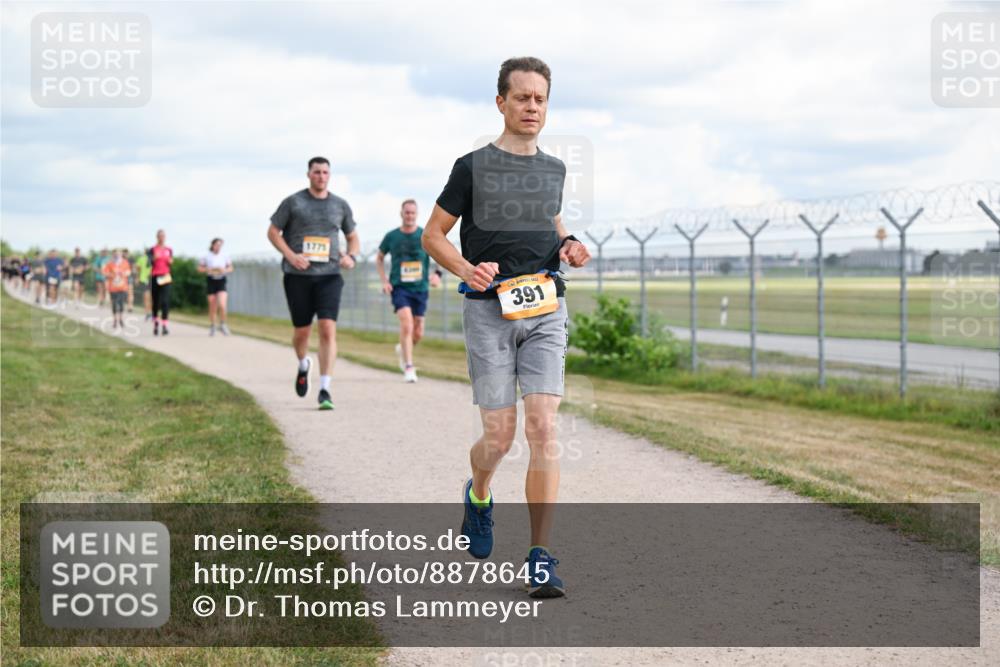 14.09.2025 - Airport Race Dr. Thomas Lammeyer http://msf.ph/oto/8878645 14.09.2025 12:26:34 Laufen 1775, 391 meine-sportfotos.de