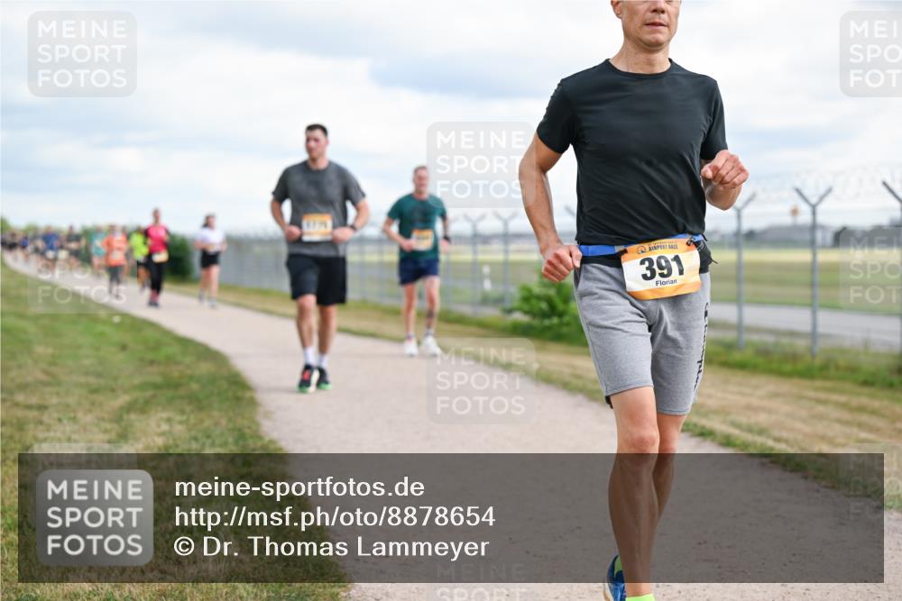 14.09.2025 - Airport Race Dr. Thomas Lammeyer http://msf.ph/oto/8878654 14.09.2025 12:26:35 Laufen 391 meine-sportfotos.de