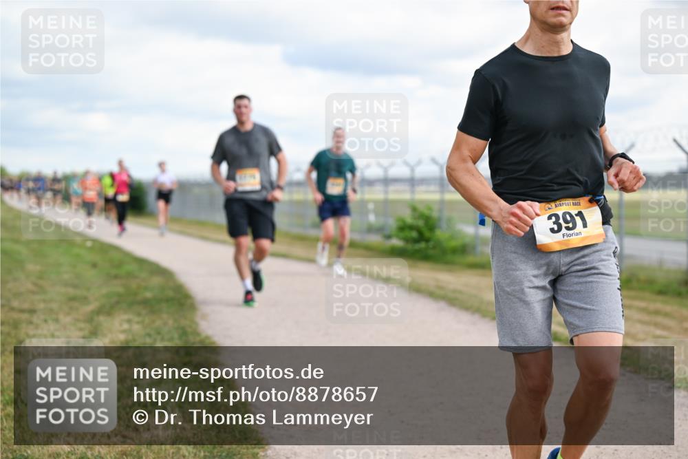 14.09.2025 - Airport Race Dr. Thomas Lammeyer http://msf.ph/oto/8878657 14.09.2025 12:26:36 Laufen 391 meine-sportfotos.de