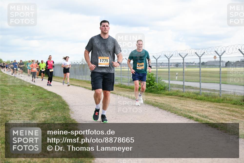 14.09.2025 - Airport Race Dr. Thomas Lammeyer http://msf.ph/oto/8878665 14.09.2025 12:26:37 Laufen 4227, 1775, 1775, 4399 meine-sportfotos.de