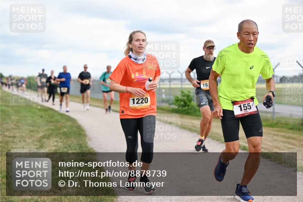 14.09.2025 - Airport Race Dr. Thomas Lammeyer http://msf.ph/oto/8878739 14.09.2025 12:26:49 Laufen 1220, 18, 155 meine-sportfotos.de