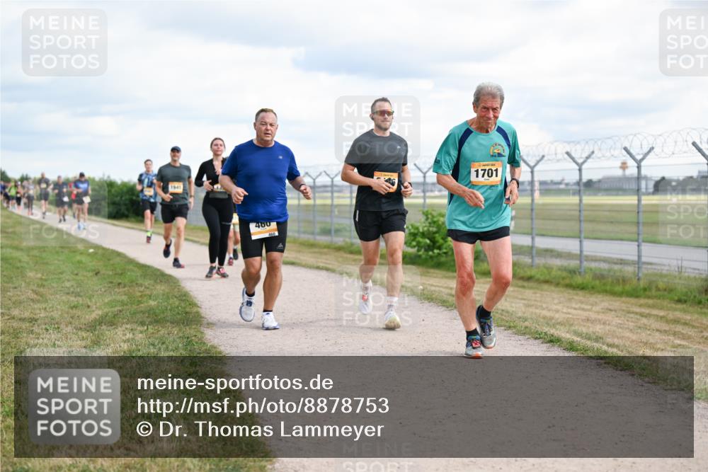 14.09.2025 - Airport Race Dr. Thomas Lammeyer http://msf.ph/oto/8878753 14.09.2025 12:26:54 Laufen 1945, 460, 460, 1701 meine-sportfotos.de