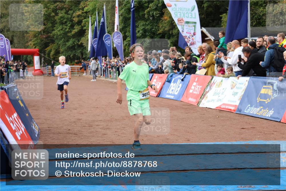 14.09.2025 - Airport Race Strokosch-Dieckow http://msf.ph/oto/8878768 14.09.2025 10:06:36 Ziel 3012, 3030, 3400, 3742 meine-sportfotos.de