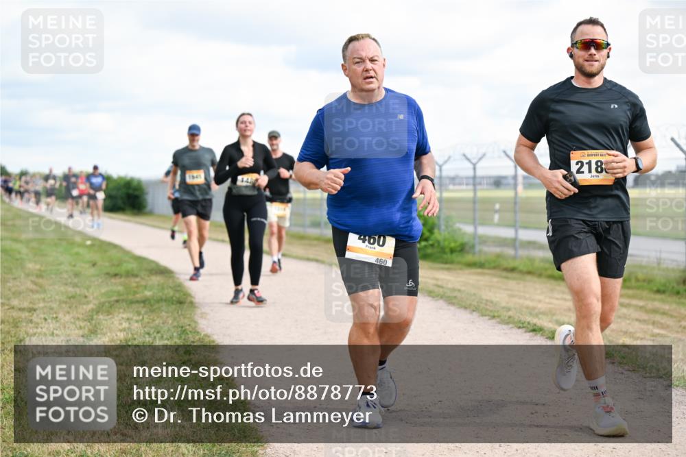 14.09.2025 - Airport Race Dr. Thomas Lammeyer http://msf.ph/oto/8878773 14.09.2025 12:26:56 Laufen 460, 460, 218 meine-sportfotos.de