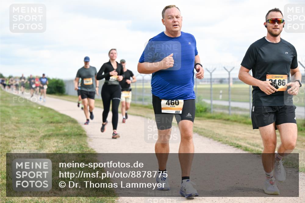 14.09.2025 - Airport Race Dr. Thomas Lammeyer http://msf.ph/oto/8878775 14.09.2025 12:26:56 Laufen 460, 460, 86 meine-sportfotos.de