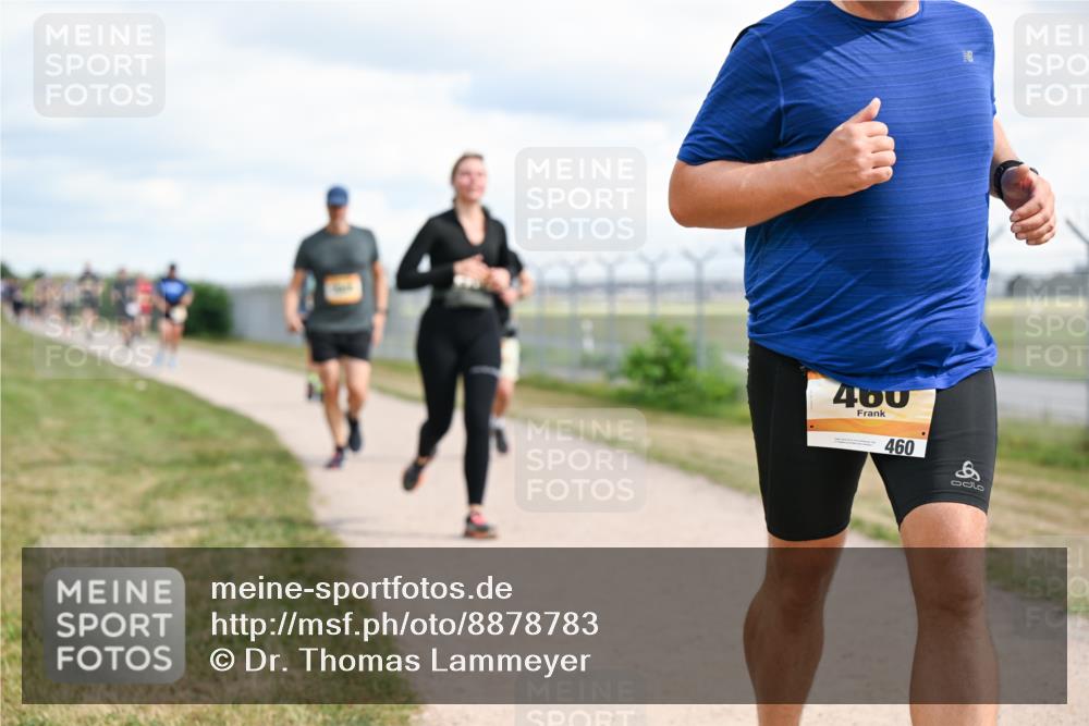14.09.2025 - Airport Race Dr. Thomas Lammeyer http://msf.ph/oto/8878783 14.09.2025 12:26:57 Laufen 460, 460, 8 meine-sportfotos.de