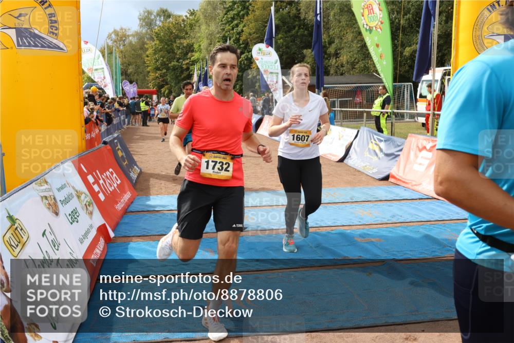 14.09.2025 - Airport Race Strokosch-Dieckow http://msf.ph/oto/8878806 14.09.2025 12:38:29 Ziel 194, 289, 379, 403, 506, 647, 1241, 1340, 1393, 1532, 1607, 1732, 1774, 4054, 4228 meine-sportfotos.de