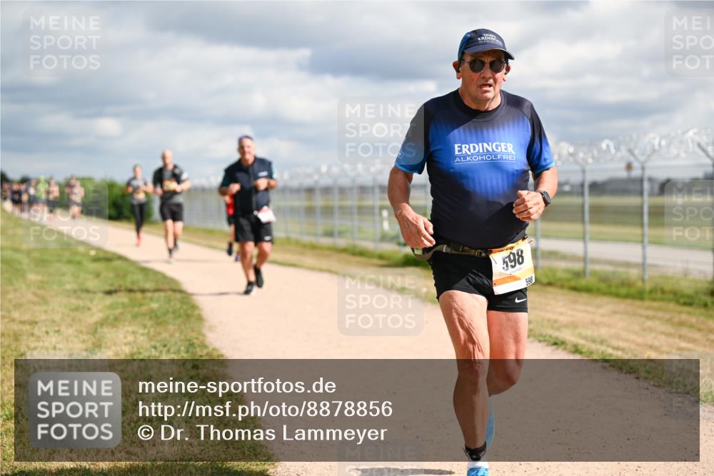 14.09.2025 - Airport Race Dr. Thomas Lammeyer http://msf.ph/oto/8878856 14.09.2025 12:27:07 Laufen 598, 598 meine-sportfotos.de