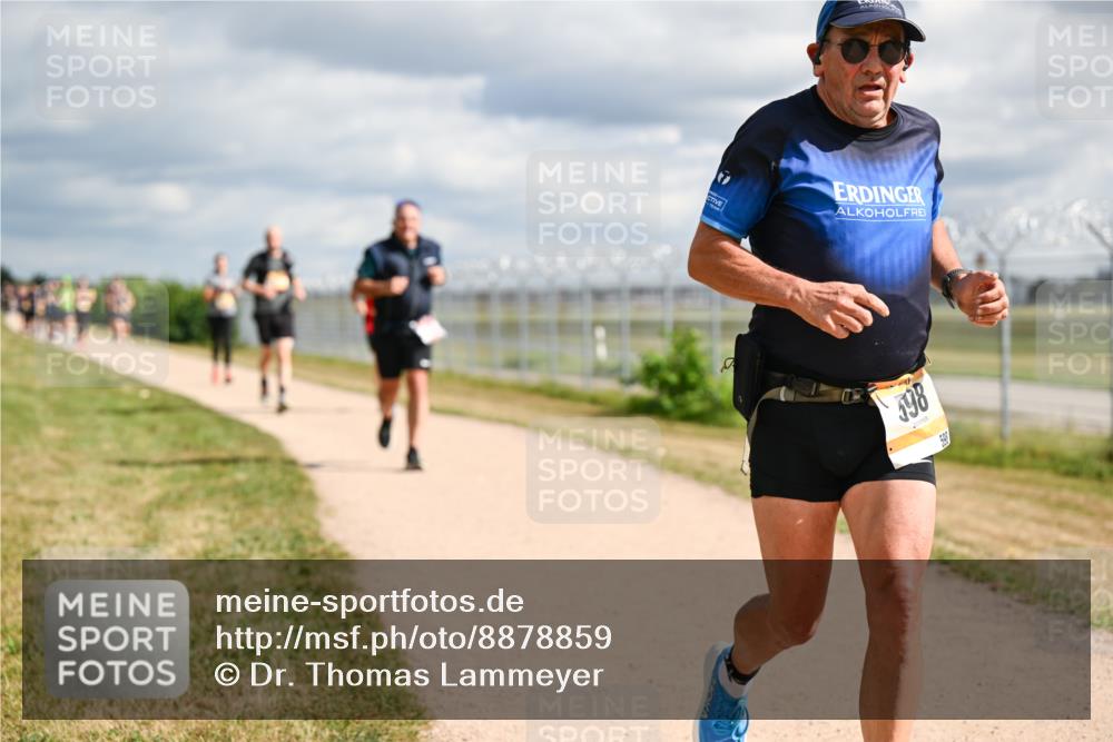 14.09.2025 - Airport Race Dr. Thomas Lammeyer http://msf.ph/oto/8878859 14.09.2025 12:27:07 Laufen 198, 590 meine-sportfotos.de