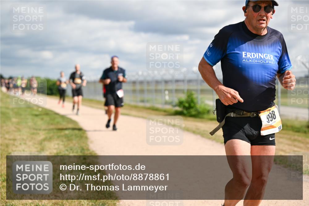 14.09.2025 - Airport Race Dr. Thomas Lammeyer http://msf.ph/oto/8878861 14.09.2025 12:27:07 Laufen 198, 5, 98 meine-sportfotos.de
