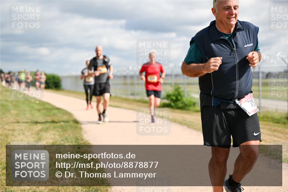 14.09.2025 - Airport Race Dr. Thomas Lammeyer http://msf.ph/oto/8878877 14.09.2025 12:27:10 Laufen  meine-sportfotos.de