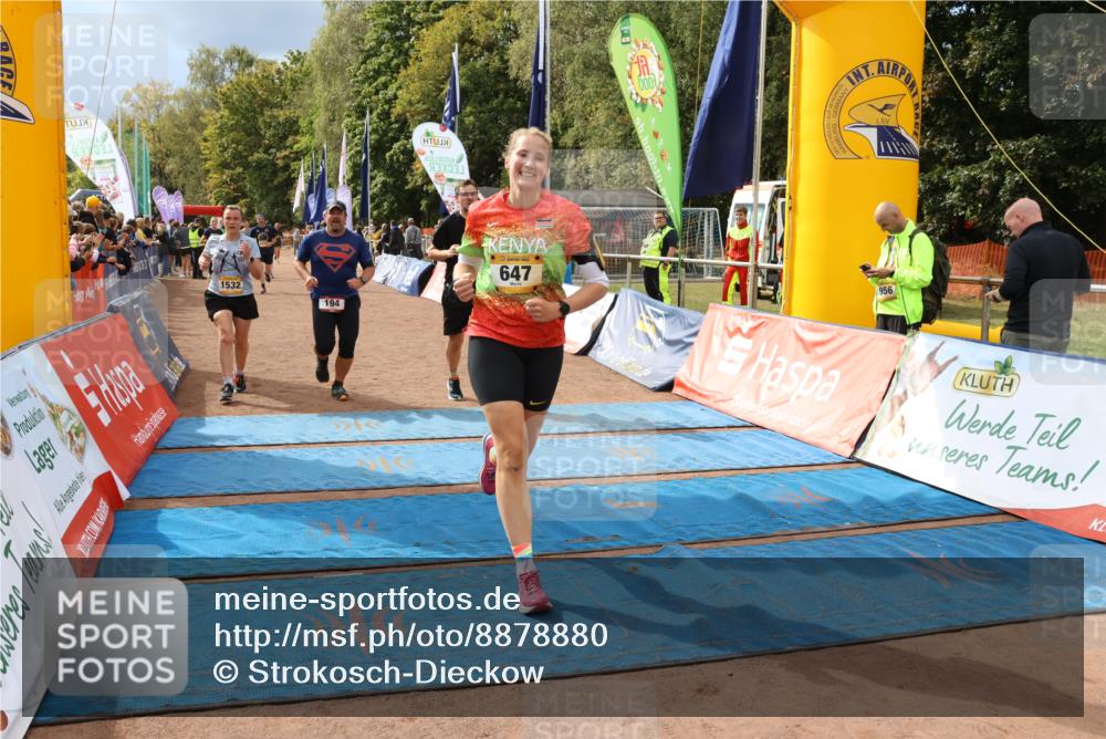 14.09.2025 - Airport Race Strokosch-Dieckow http://msf.ph/oto/8878880 14.09.2025 12:38:32 Ziel 194, 289, 506, 647, 1393, 1532, 1607, 1732, 1923, 1936, 4054, 4228 meine-sportfotos.de