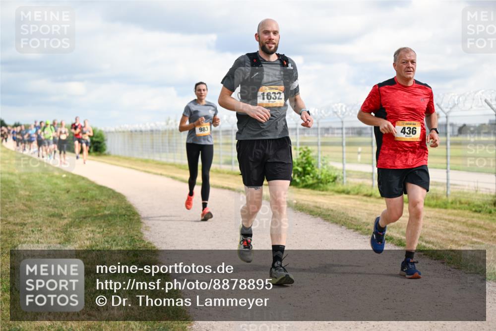 14.09.2025 - Airport Race Dr. Thomas Lammeyer http://msf.ph/oto/8878895 14.09.2025 12:27:13 Laufen 983, 1632, 436 meine-sportfotos.de