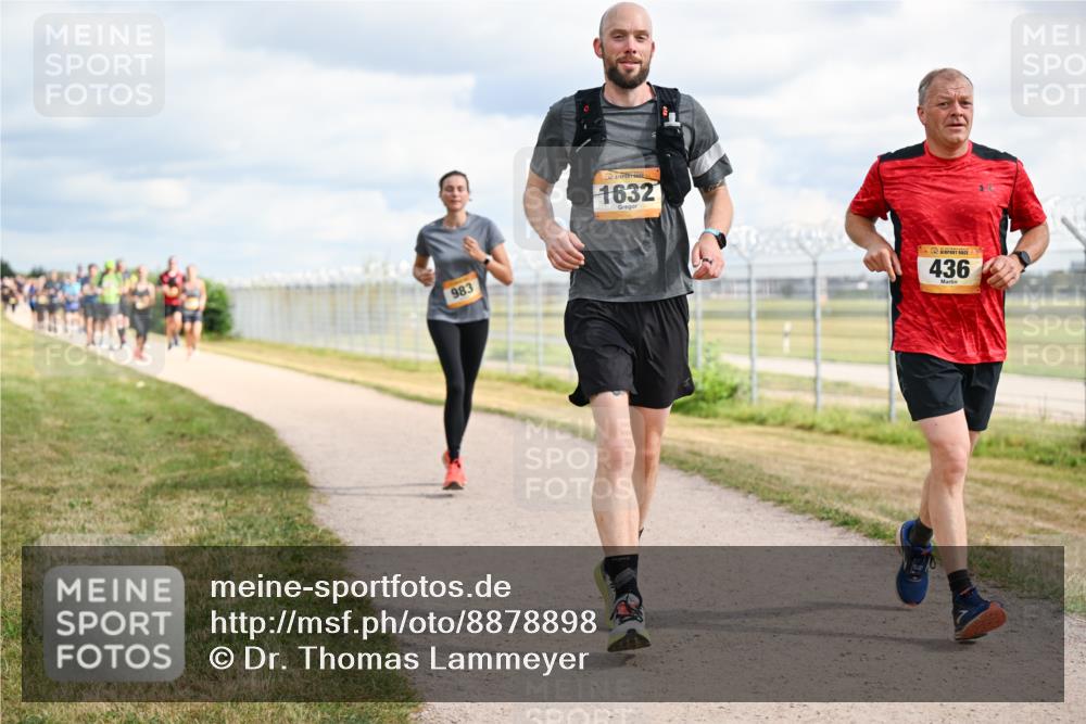 14.09.2025 - Airport Race Dr. Thomas Lammeyer http://msf.ph/oto/8878898 14.09.2025 12:27:13 Laufen 983, 1632, 436 meine-sportfotos.de