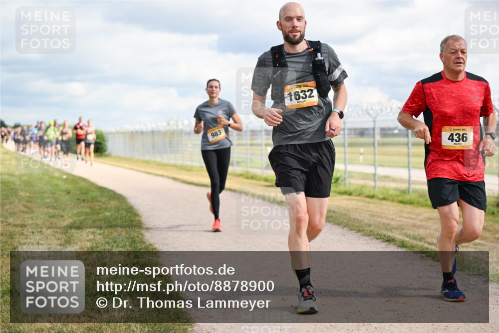 14.09.2025 - Airport Race Dr. Thomas Lammeyer http://msf.ph/oto/8878900 14.09.2025 12:27:13 Laufen 983, 1632, 436 meine-sportfotos.de