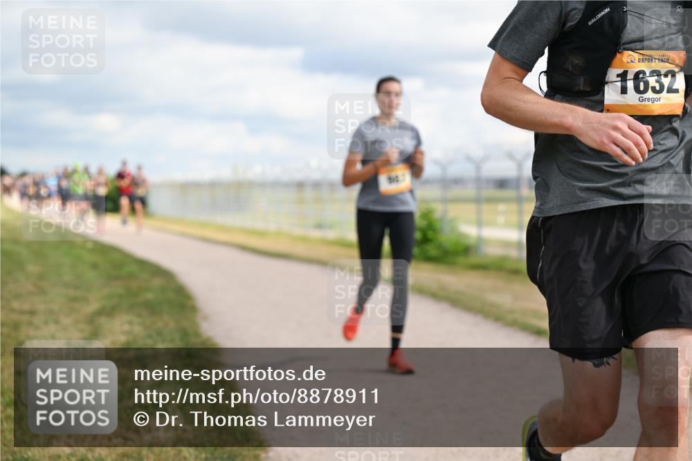 14.09.2025 - Airport Race Dr. Thomas Lammeyer http://msf.ph/oto/8878911 14.09.2025 12:27:14 Laufen 1632 meine-sportfotos.de