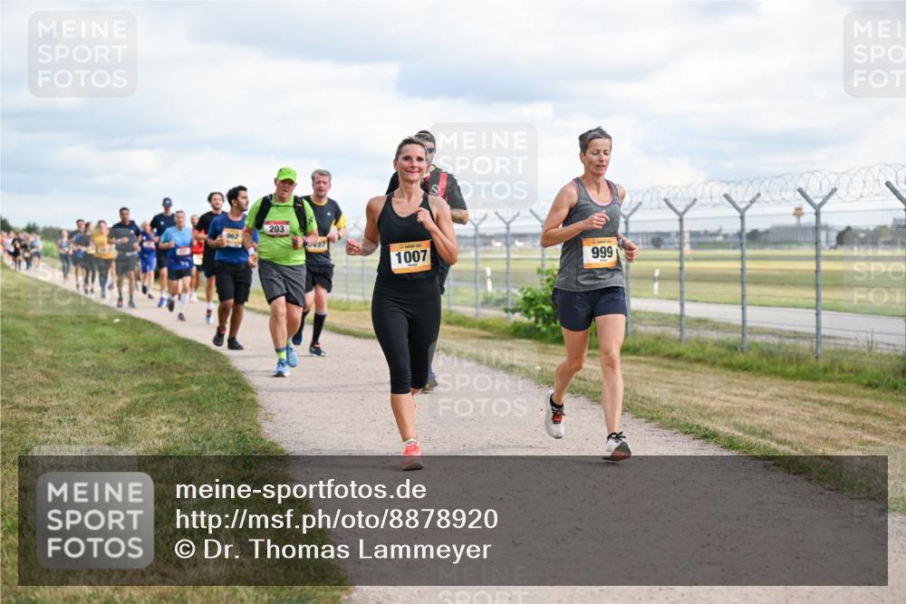 14.09.2025 - Airport Race Dr. Thomas Lammeyer http://msf.ph/oto/8878920 14.09.2025 12:27:24 Laufen 203, 962, 87, 1007, 999 meine-sportfotos.de