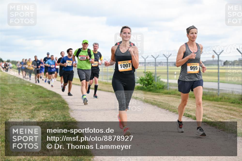 14.09.2025 - Airport Race Dr. Thomas Lammeyer http://msf.ph/oto/8878927 14.09.2025 12:27:24 Laufen 203, 1007, 999 meine-sportfotos.de