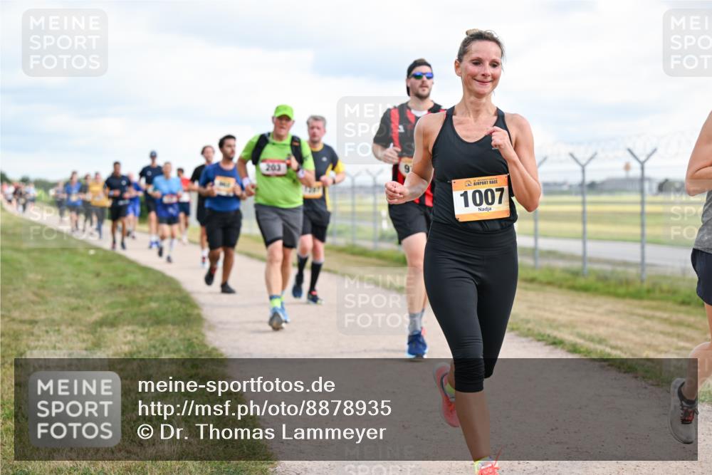 14.09.2025 - Airport Race Dr. Thomas Lammeyer http://msf.ph/oto/8878935 14.09.2025 12:27:25 Laufen 1007 meine-sportfotos.de