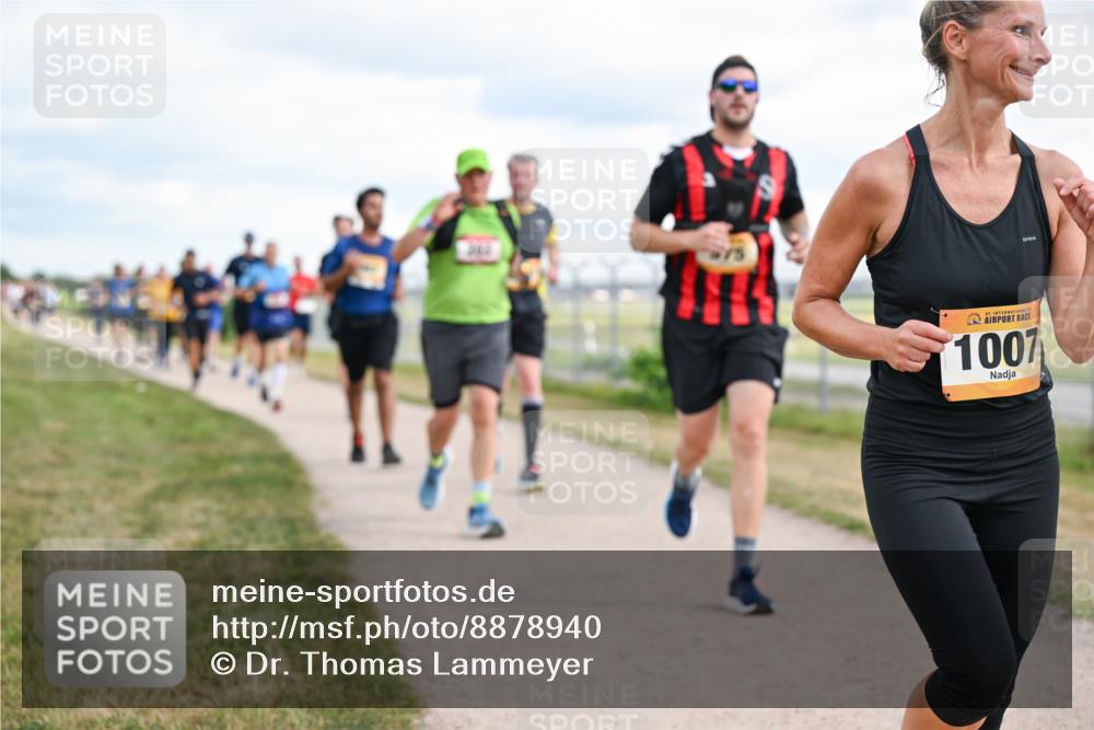 14.09.2025 - Airport Race Dr. Thomas Lammeyer http://msf.ph/oto/8878940 14.09.2025 12:27:26 Laufen 1007 meine-sportfotos.de