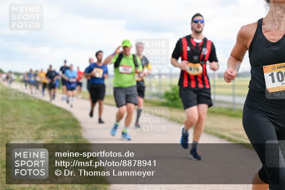 14.09.2025 - Airport Race Dr. Thomas Lammeyer http://msf.ph/oto/8878941 14.09.2025 12:27:26 Laufen 975, 42, 10 meine-sportfotos.de