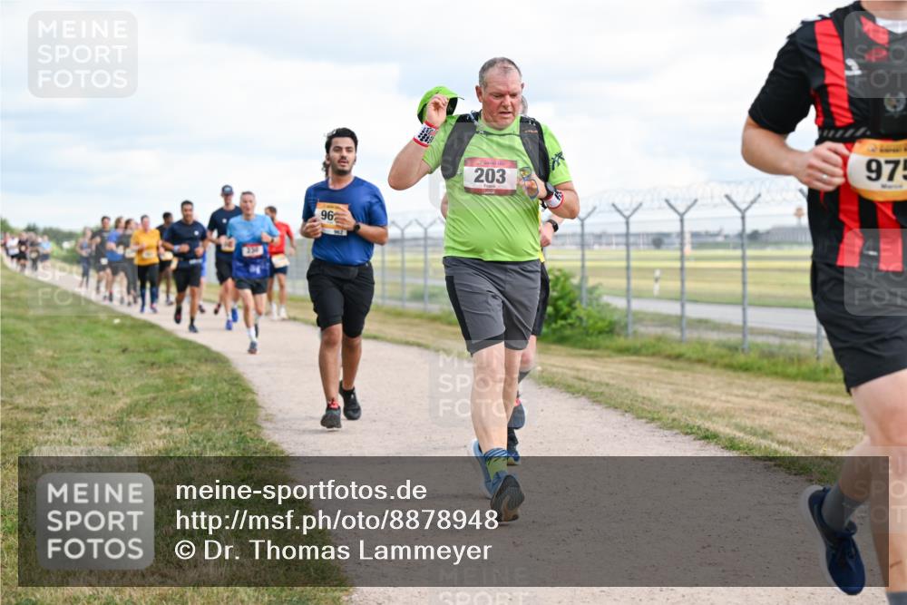 14.09.2025 - Airport Race Dr. Thomas Lammeyer http://msf.ph/oto/8878948 14.09.2025 12:27:27 Laufen 96, 203, 975 meine-sportfotos.de