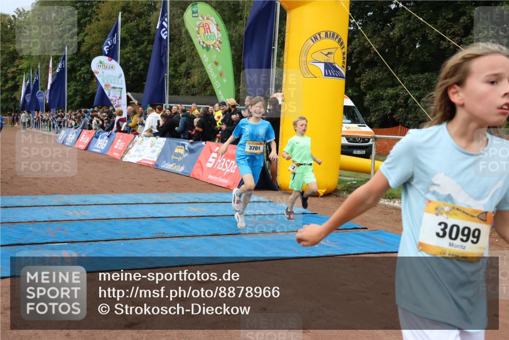 14.09.2025 - Airport Race Strokosch-Dieckow http://msf.ph/oto/8878966 14.09.2025 10:07:02 Ziel 3013, 3099, 3126, 3148, 3167, 3701 meine-sportfotos.de