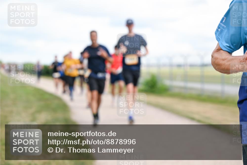 14.09.2025 - Airport Race Dr. Thomas Lammeyer http://msf.ph/oto/8878996 14.09.2025 12:27:32 Laufen  meine-sportfotos.de
