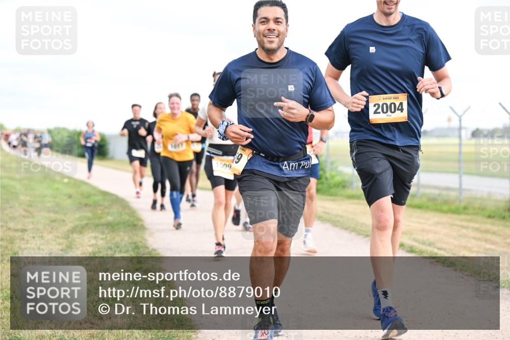 14.09.2025 - Airport Race Dr. Thomas Lammeyer http://msf.ph/oto/8879010 14.09.2025 12:27:34 Laufen 1009, 2004 meine-sportfotos.de