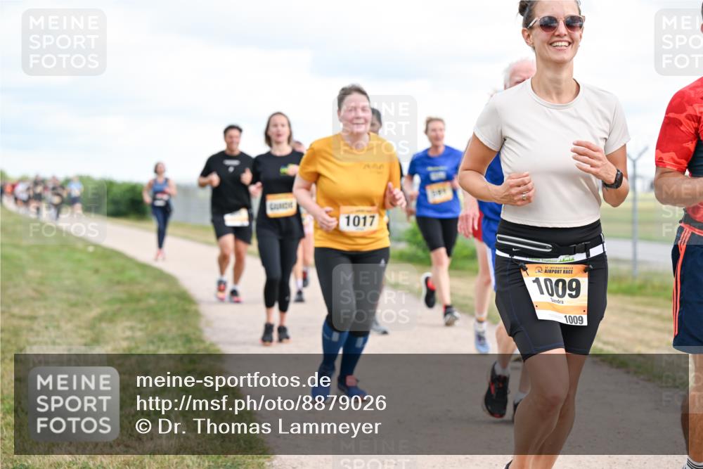 14.09.2025 - Airport Race Dr. Thomas Lammeyer http://msf.ph/oto/8879026 14.09.2025 12:27:36 Laufen 289, 1017, 1009, 1009 meine-sportfotos.de