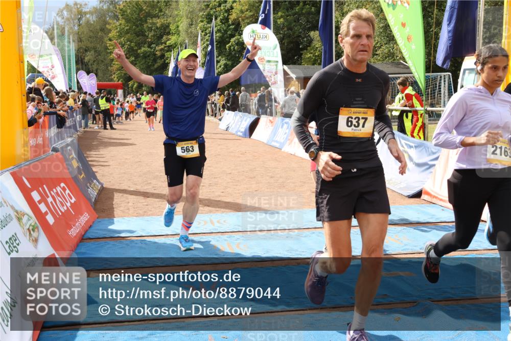 14.09.2025 - Airport Race Strokosch-Dieckow http://msf.ph/oto/8879044 14.09.2025 12:38:48 Ziel 225, 247, 563, 637, 775, 1140, 1268, 2163, 4208 meine-sportfotos.de