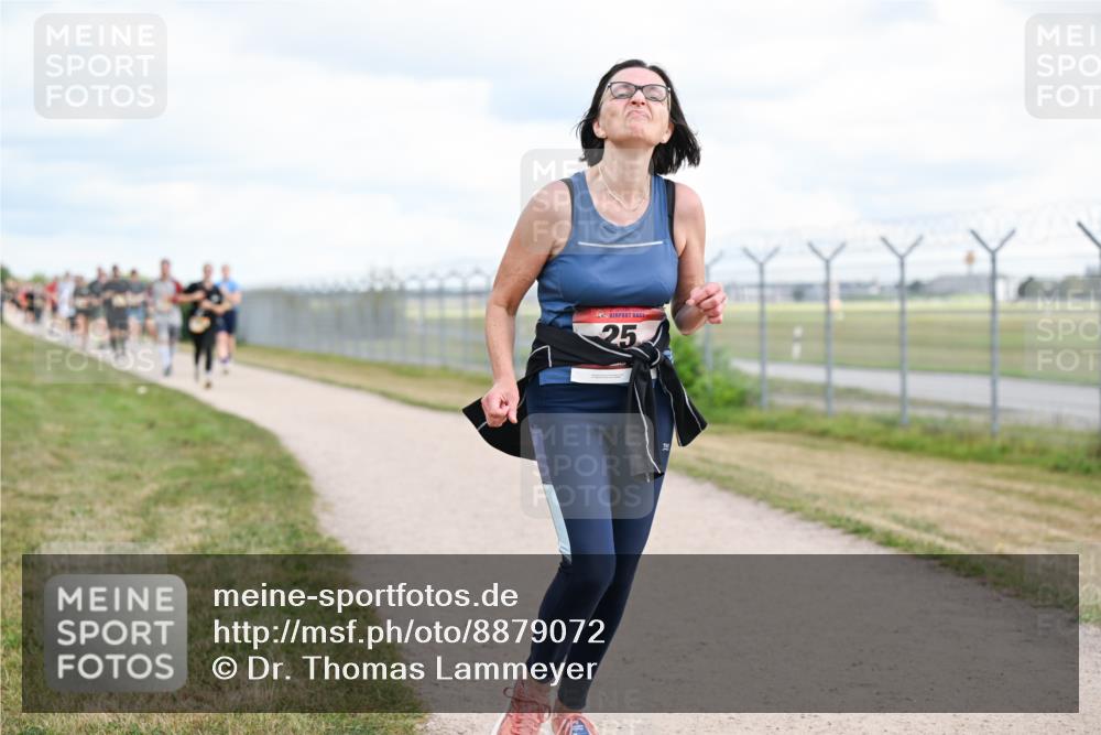 14.09.2025 - Airport Race Dr. Thomas Lammeyer http://msf.ph/oto/8879072 14.09.2025 12:27:42 Laufen 25 meine-sportfotos.de